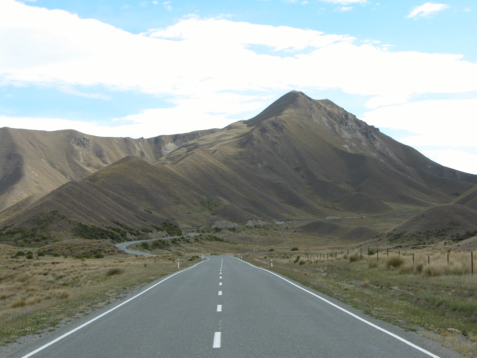 The tussock country of the Lindis Pass